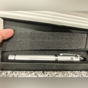 Leeds Ballpoint Pen 🖊️ Boxed UPS Logo Metallic Silver